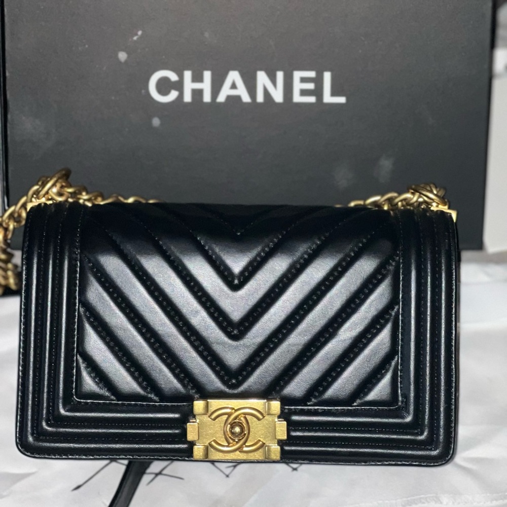 2017 Chanel Boy Bag Black and Gold buckle